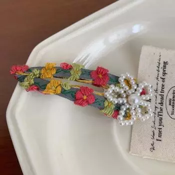 Flower Hairpins Girls Kids Artificial Pearls Hairclips SpringBeaded Flower Side Clip with Simple and Fashionable Design