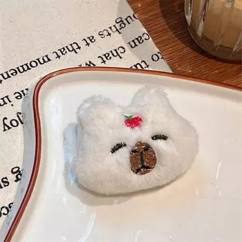 Fluffty Capybara Plush Hair Clip Guinea Pig Cartoon Brooch Creative Plush Doll Headwear Travel J-brooch