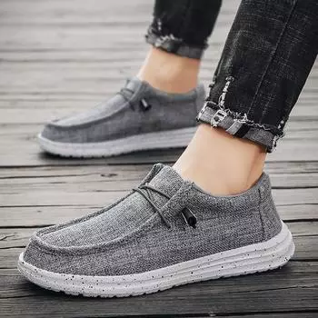 Flying woven casual shoes 2025 summer new foot cover outdoor sports breathable lazy shoes 39