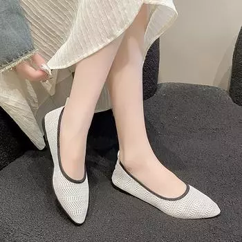 Flying woven pointed single shoes women s 2025 autumn corrugated foreign trade large size breathable flat-soled Doudou shoes one foot lazy shoes 36 светло-синий