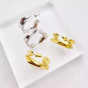 Folded circle earrings women s French ins cold wind Dongdaemun earrings brass plated 18k stud earrings fashion золотой