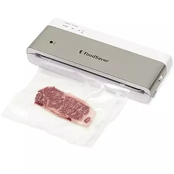 FoodSaver VS0195 Vacuum Packing Machine 8 Piece Set with Pack Roll