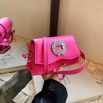 Сумка-мессенджер через плечо в иностранном стиле в стиле ретро, модная маленькая квадратная сумка 2024 года, летняя новая простая модная женская сумка чёрный