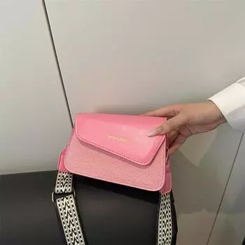 Foreign style small square bag elegant fashion bag women s 2025 new messenger bag shoulder feeling underarm women s bag чёрный