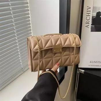 Женская сумка в иностранном стиле, летняя новинка 2024 года, простая модная женская сумка с фактурой, маленькая квадратная сумка, повседневная сумка-мессенджер через плечо в иностранном стиле чёрный