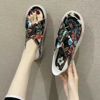 Foreign Trade Oversized Patterned Flat Heeled Sandals Crossed Two Pairs, Cross-border Beach Sandals Thick Soled Women s Shoes 35 зелёный