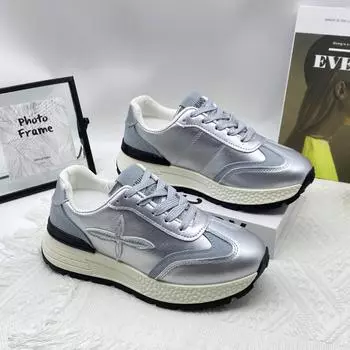 Forrest Gump повседневные универсальные кроссовки увеличивающие рост одинарные туфли весна-лето 2025 новые оригинальные нишевые на толстой подошве легкие маленькие белые 35