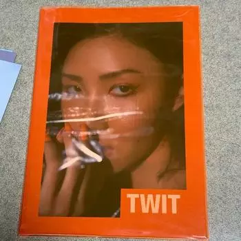 Фотоальбом Hwasa Idiot