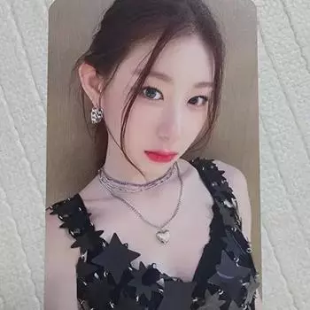Фотокарточка Itzy Chaeryeong