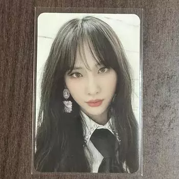 Фотокарточки Space Girl Seol-ah продаются оптом