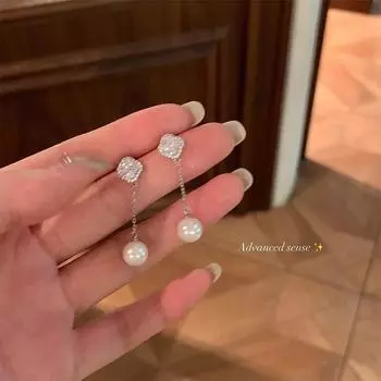 Four-Leaf Flower Pearl Tassel Earrings Fancy Accessible Luxury Dignified Generous Style Square and round Earrings Female Stud Earrings Ear Clip Pair of S925 silver needles