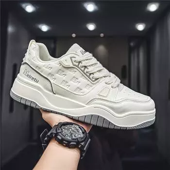 Four seasons live broadcast niche leather breathable board shoes retro Hong Kong style violent bear men s shoes Douyin tooling outdoor men s shoes 39