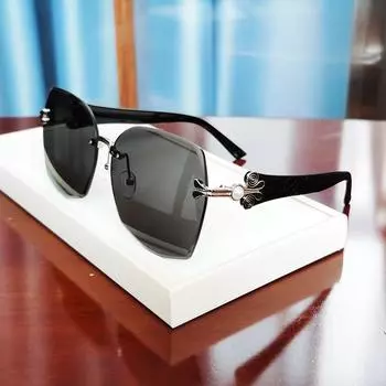 Frameless Trimmed Sunglasses, Domestic Glasses, Women S Retro Wind Polygonal Sunshades