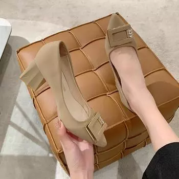 Французская мода туфли на высоком каблуке женские 2024 осень новые роскошные стразы темперамент заостренный тонкий каблук туфли-лодочки с неглубоким носком 35