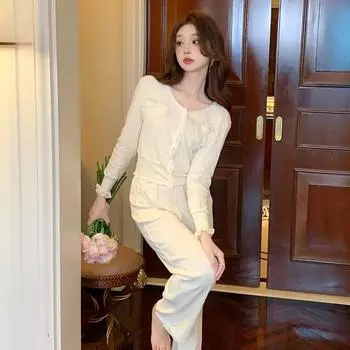 Французская пижама облегающего кроя женская осенняя новая жаккардовая из чистого хлопка простая домашняя одежда в чистом стиле костюм-двойка S бежевый