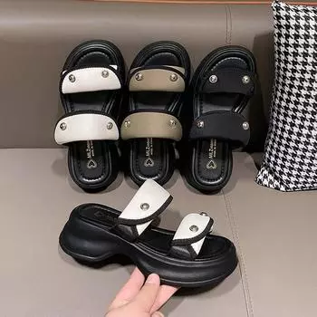 Французская подошва с одним словом женская обувь летом 2024 года, новая универсальная верхняя одежда на толстой подошве, приморские пляжные классные тапочки 35 белый