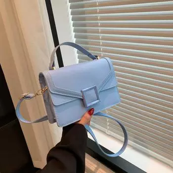 Французская простая фактурная маленькая квадратная сумка-мессенджер 2024 года, популярная новая сумка через плечо, корейская версия, женская сумка чёрный