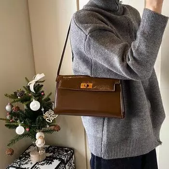 Французская простая маленькая сумка женская высококачественная текстура универсальная повседневная маленькая квадратная сумка ретро сумка-мессенджер для поездок на работу коричневый