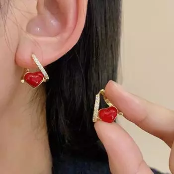 Французская ретро-винно-красная капля масла Love с микроинкрустацией цирконом и геометрической пряжкой для ушей