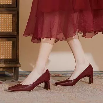 Французские лакированные туфли на высоком каблуке, женственные туфли Мэри Джейн с квадратной головкой, женские туфли с маленьким неглубоким носком, женские 34 бордовый