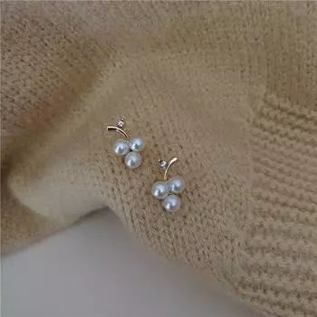 Французские легкие роскошные простые серьги с маленьким жемчугом и виноградной лозой