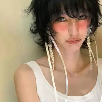 Французские ленивые серьги-гвоздики ручной работы с бахромой из жемчуга и ленты для женщин с преувеличенной и уникальной индивидуальностью, модные универсальные серьги