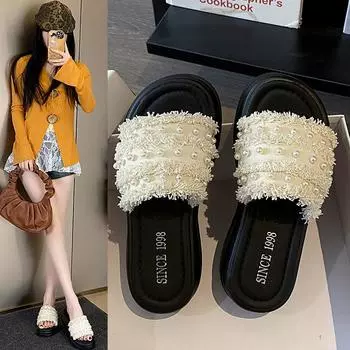 Французские маленькие ароматные тапочки женская летняя одежда 2025 года новые универсальные модные жемчужные односложные пляжные сандалии на плоской подошве 34 чёрный