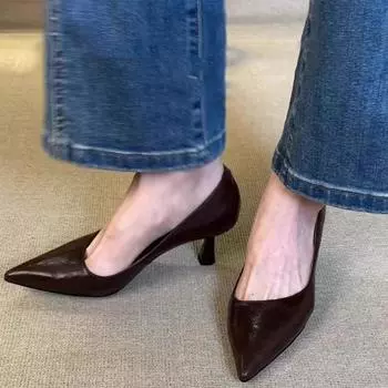 Французские маленькие кожаные туфли женские лакированные туфли Мэри Джейн с острым носком весенне-летние туфли на высоком каблуке для работы и учебы 34 коричневый
