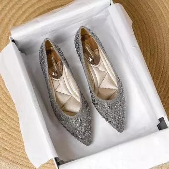 Французские остроносые одинарные туфли женские лето 2025 года новые туфли на плоской подошве со стразами и неглубоким горлом обладают универсальным характером и не надоедают 34 чёрный