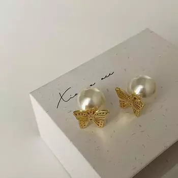 Французские ретро-серьги-гвоздики с бабочками и жемчугом, женские, легкие, роскошные, элегантные, модные, индивидуальные, темпераментные, универсальные серьги