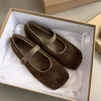 Французские ретро туфли Мэри Джейн с квадратной головкой из бархата для женщин 2024 года, новая корейская версия, туфли в стиле феи на плоской подошве для женщин 35 коричневый