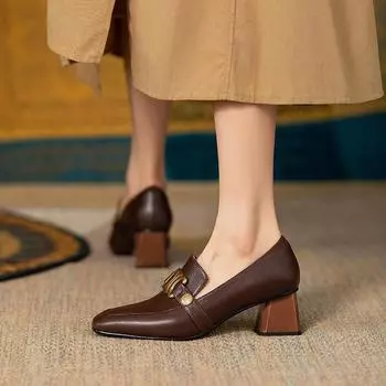 Французские ретро туфли на высоком каблуке, женские туфли-лоферы на толстом каблуке с золотой пряжкой, весенние и летние туфли Мэри Джейн 35 коричневый