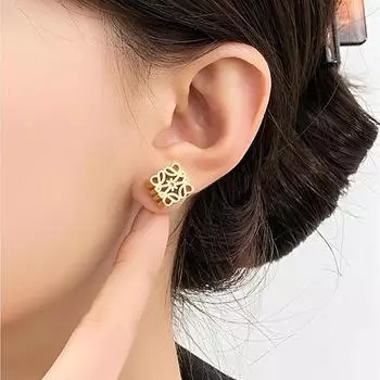 Французские серьги в стиле ретро, дизайнерские винтажные серьги, женские элитные легкие роскошные массивные серьги-гвоздики для женщин, подарки 1 pair золотой