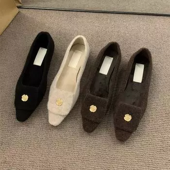 Французские туфли из замши на низком каблуке в стиле ретро, женские туфли 2024 года, новые осенне-зимние туфли из бархата, ароматные, для поездок на работу 35 чёрный