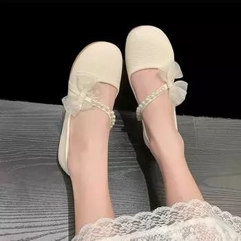 Французские туфли Мэри Джейн женские весна 2025 новые универсальные туфли на плоской подошве с коротким носком и юбкой одинарные туфли всесезонные шапочки 35