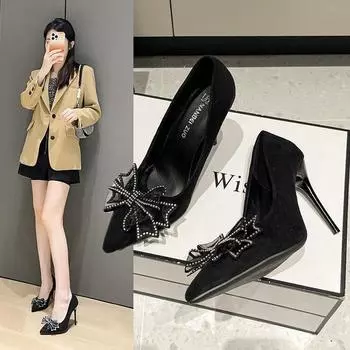 Французские туфли на высоком каблуке лето 2025 года, новые европейские и американские модные туфли с цветочным узором и острым носком на шпильке, женская модная обувь 34