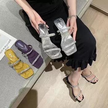 Французские туфли со стразами на низком каблуке для женщин 2024 года, новые, с открытым носком, квадратной формы, сверкающие, премиум-класса, особой формы и сандалии 35 чёрный