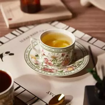 Французские винтажные чашки для послеобеденного чая для домашнего использования, легкая роскошная цветочная керамическая кофейная кружка и блюдце, подарочная коробка, подарок другу на день рождения
