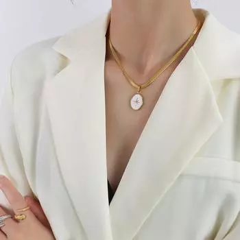 Французский Холодный Ветер Личность Универсальная Плоская Змея Цепь Октаграмма Ожерелье Титановая Стальная Покрытая 18-каратным Золотом Подвеска Цепь Ключицы