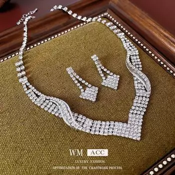 «Французский комплект из серег и ожерелья с бриллиантовой волной — элегантная высококачественная цепочка на ключицу и серьги к платью» Set of 2 серебряный