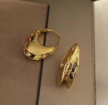 Французский ретро изысканный металл гладкая поверхность U-образный персонализированный ушной пряжкой легкий роскошный темперамент дизайн Sense серьги женские