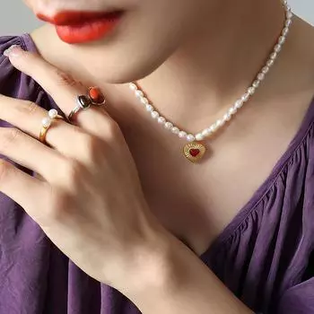 Французский ретро невыцветающий свет роскошный дизайн барокко персиковое сердце агат инкрустированное ожерелье натуральный пресноводный жемчуг