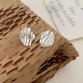 Французский ретро-нишевый дизайн, высококачественные круглые серьги с водной рябью для женщин