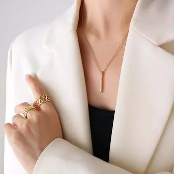 Французский стиль модный тренд титановая сталь позолоченный рельефный багет кулон ожерелье нишевый дизайн цепочка на шею