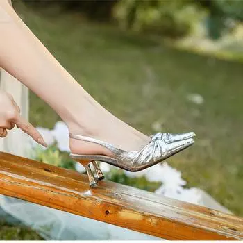 Французский темперамент светской львицы черные босоножки на высоком каблуке с застежкой-мешком женские туфли 2024 новые летние остроносые серебристые одинарные туфли 35 серебряный