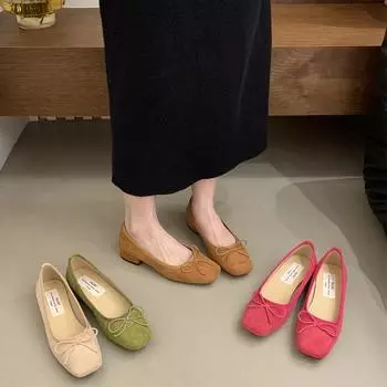 Французский темперамент толстый каблук одинарные туфли женские 2024 новые нишевые элегантные нежные сказочные замшевые легкие вечерние туфли 35 зелёный