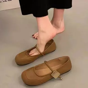 Французский вечерний бриз нежные одинарные туфли женские 2025 новые плоские подошвы темперамент фея езда на работу квадратная голова неглубокий рот одинарные туфли Мэри Джейн 35