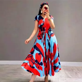 Французское платье средней длины женское летнее новое изделие темпераментные складки модный принт с круглым вырезом с короткими рукавами тонкое женское платье M красный