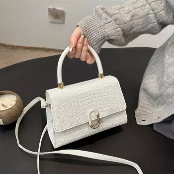 French bag women s 2025 trendy fashion crocodile pattern portable square bag versatile shoulder messenger bag чёрный