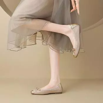 French elegant women shoes temperament Doudou shoes in the autumn of 2024 new shallow mouth with skirt foreign style flat sole shoes women 35 чёрный